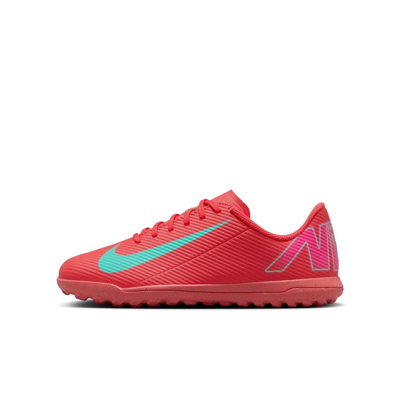 Guayos-nike-para-niño-Jr-Vapor-16-Club-Tf-para-futbol-color-naranja.-Lateral-Interna-Izquierda
