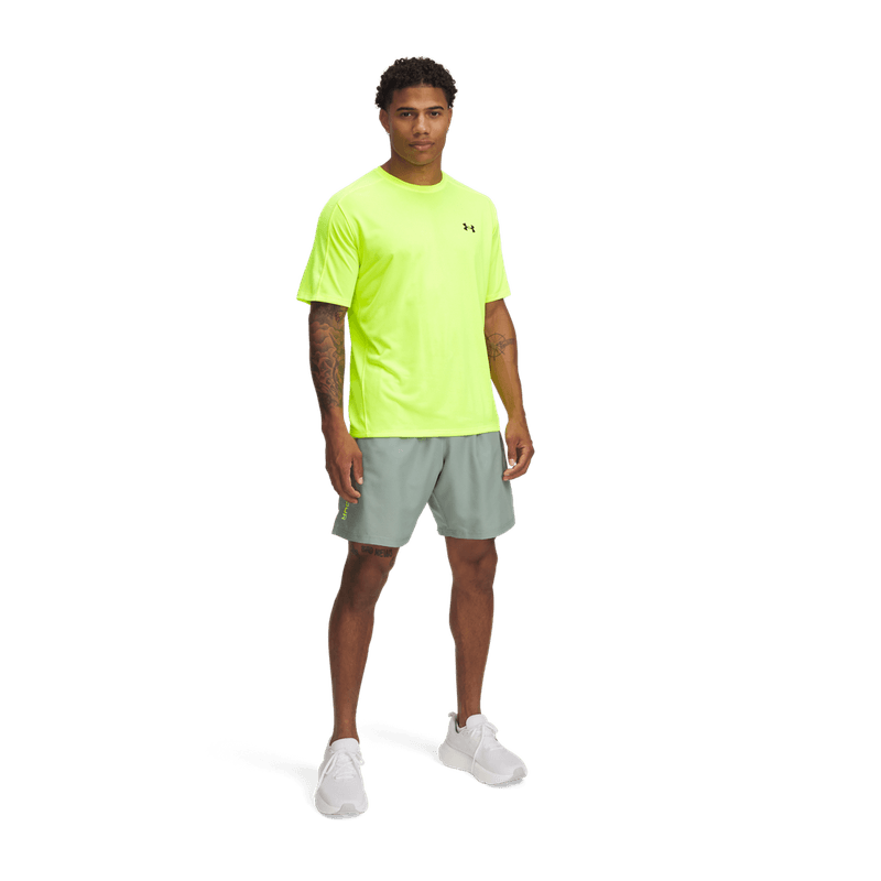 Pantaloneta-under-armour-para-hombre-Ua-Tech-Woven-Wordmark-Short-para-entrenamiento-color-verde.-Outfit-Completo