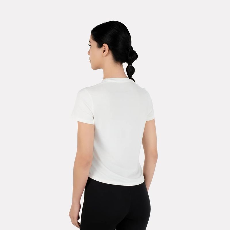 Camiseta-Manga-Corta-reebok-para-mujer-Rbk-Chill-Athletic-Tee-para-entrenamiento-color-blanco.-Reflectores