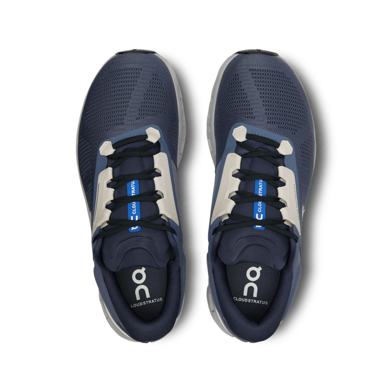 Tenis-on-para-hombre-Cloudstratus-3-para-correr-color-negro.-Capellada