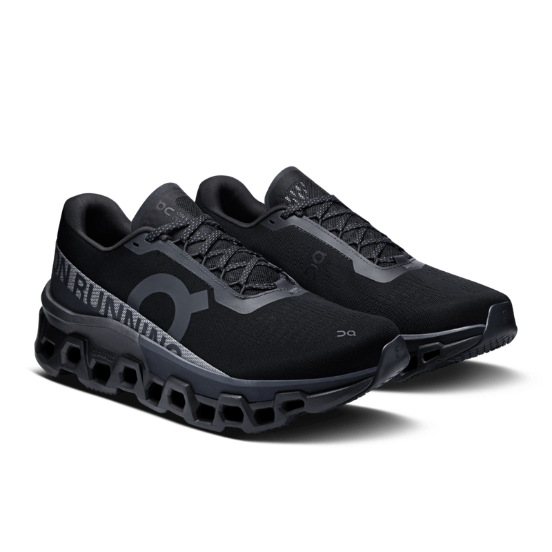 Tenis-on-para-hombre-Cloudmonster-2-para-correr-color-negro.-Par-Alineados-