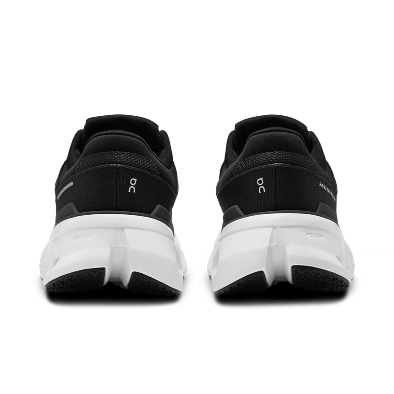 Tenis-on-para-mujer-Cloudrunner-2-para-correr-color-negro.-Talon