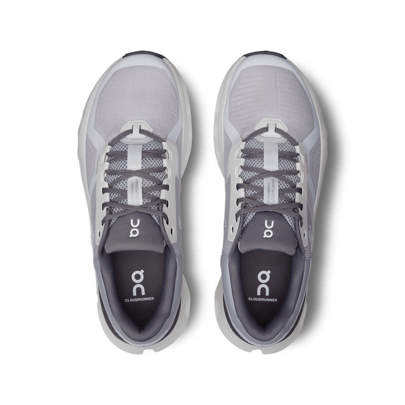 Tenis-on-para-hombre-Cloudrunner-2-para-correr-color-gris.-Capellada