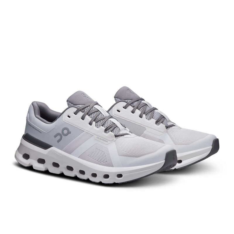 Tenis-on-para-hombre-Cloudrunner-2-para-correr-color-gris.-Par-Alineados-