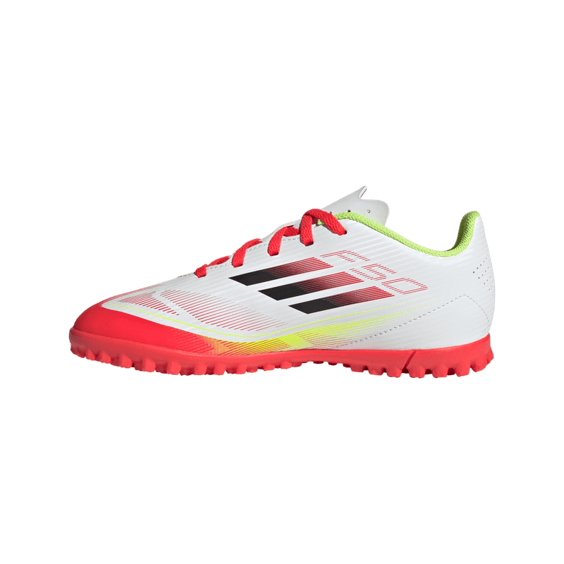 Guayos-adidas-para-niño-F50-Club-Tf-J-para-futbol-color-blanco.-Talon