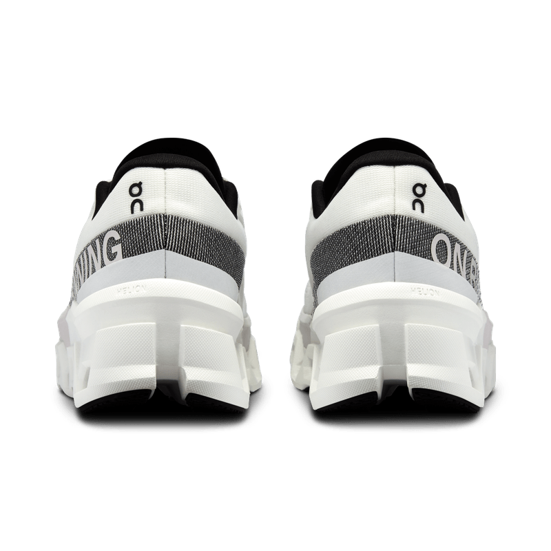Tenis-on-para-mujer-Cloudmonster-2-para-correr-color-blanco.-Talon