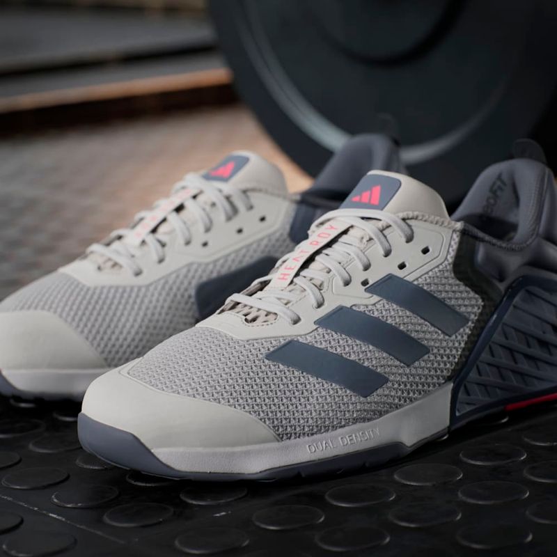 Tenis-adidas-unisex-Dropset-3-Trainer-para-entrenamiento-color-gris.-Mktg-Vista-8