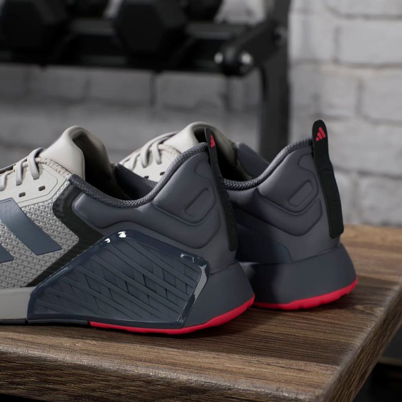 Tenis-adidas-unisex-Dropset-3-Trainer-para-entrenamiento-color-gris.-Mktg-Vista-9