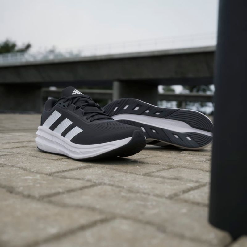 Tenis-adidas-para-hombre-Questar-3-M-para-correr-color-negro.-Mktg-Vista-18