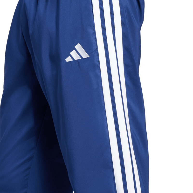 Pantalon-adidas-para-hombre-M-3S-Wv-Tc-Pt-para-moda-color-azul.-Lateral-Sobre-Modelo
