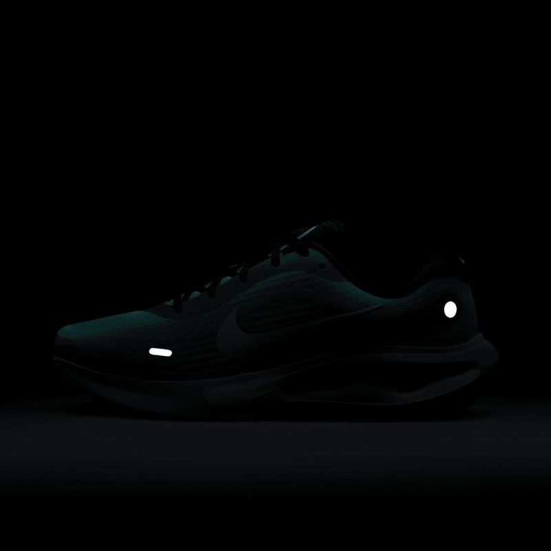 Tenis-nike-para-hombre-Nike-Journey-Run-para-correr-color-verde.-Reflectores-Laterales