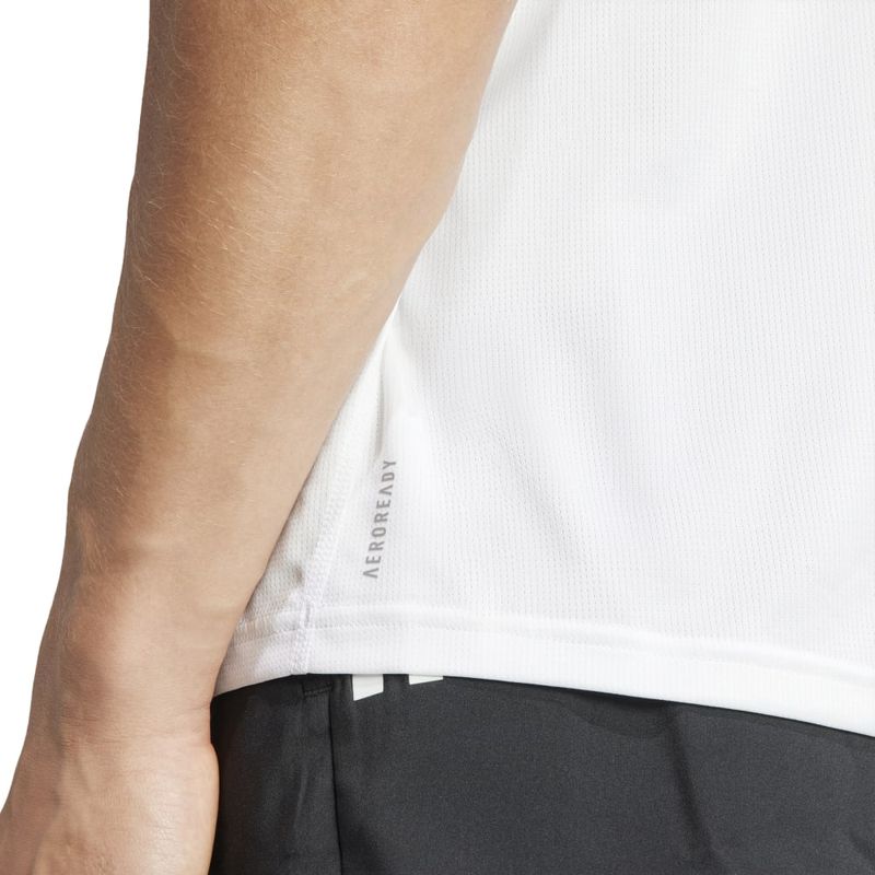Camiseta-Manga-Corta-adidas-para-hombre-Run-It-Tee-para-correr-color-blanco.-Detalle-2