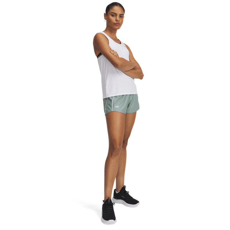 Pantaloneta-under-armour-para-mujer-Tech-Play-Up-Shorts-para-entrenamiento-color-verde.-Outfit-Completo