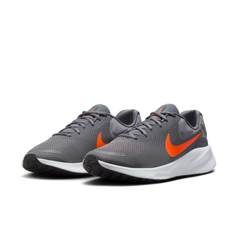 Tenis-nike-para-hombre-Nike-Revolution-7-para-correr-color-gris.-Suela