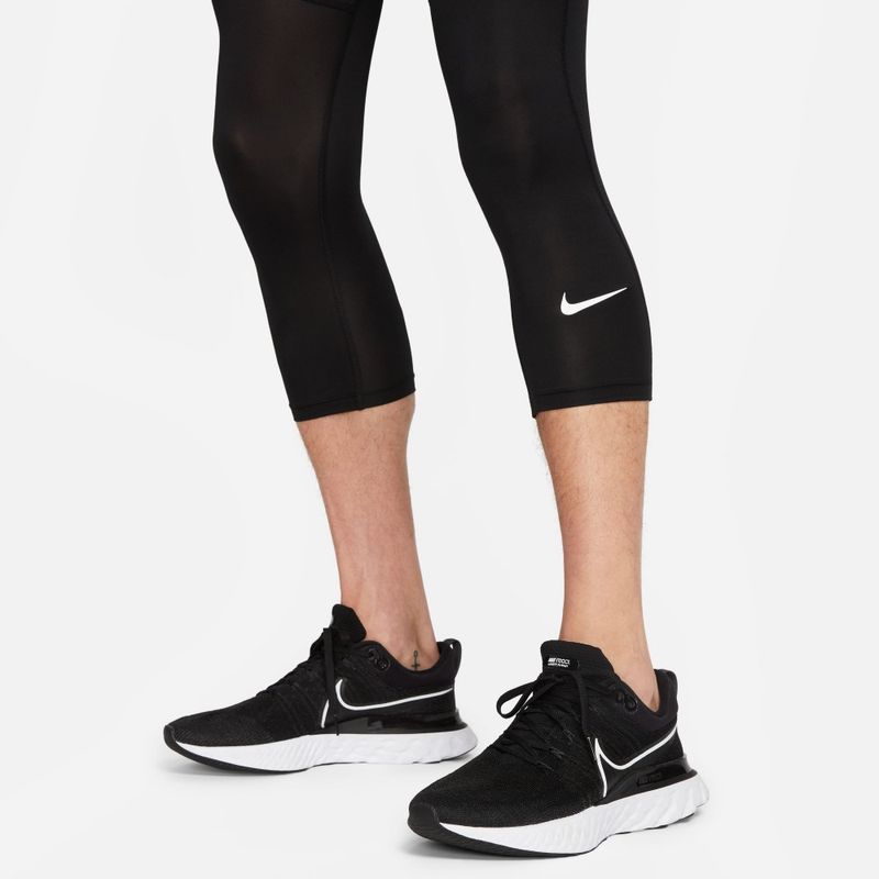 Capri-nike-para-hombre-M-Np-Df-3Qt-Tight-para-entrenamiento-color-blanco.-Detalle-2