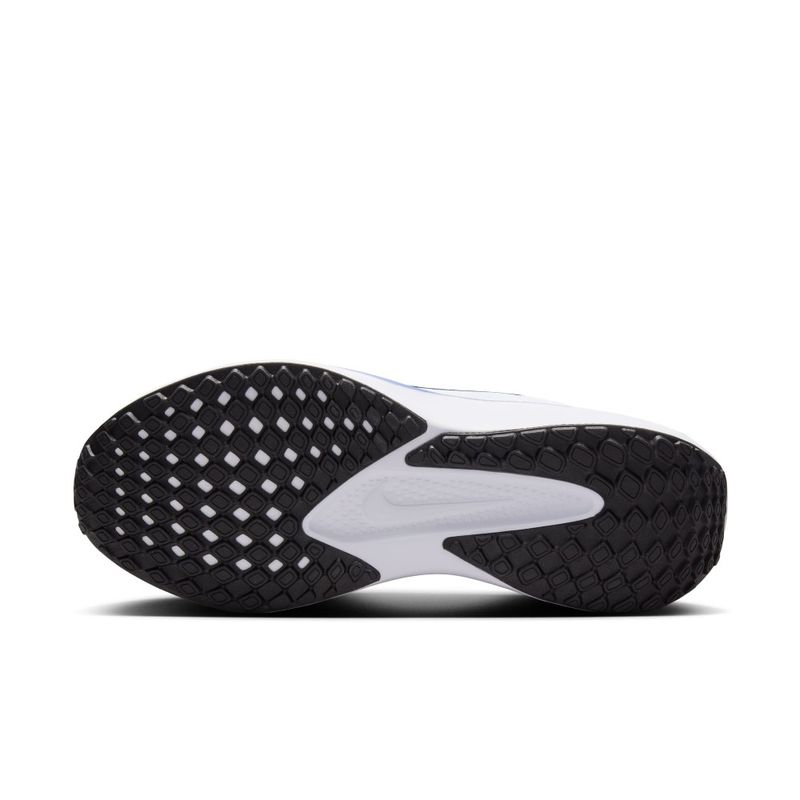 Tenis-nike-para-hombre-Nike-Quest-6-para-correr-color-blanco.-Capellada