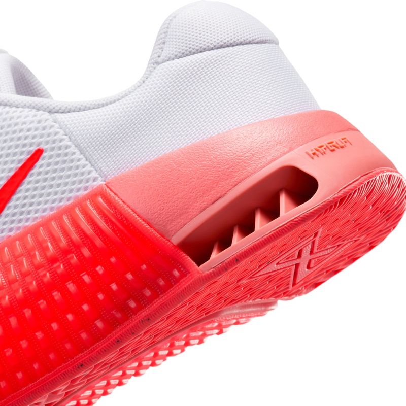 Tenis-nike-para-mujer-W-Nike-Metcon-9-para-entrenamiento-color-blanco.-Talon