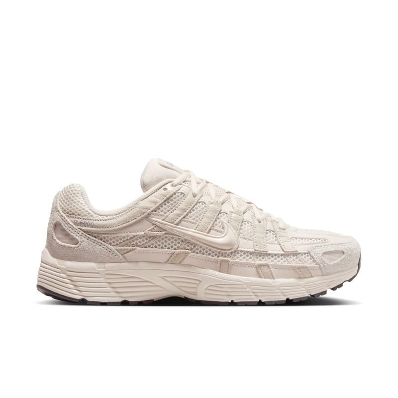Tenis-nike-para-hombre-Nike-P-6000-Sde-para-moda-color-blanco.-Lateral-Externa-Derecha