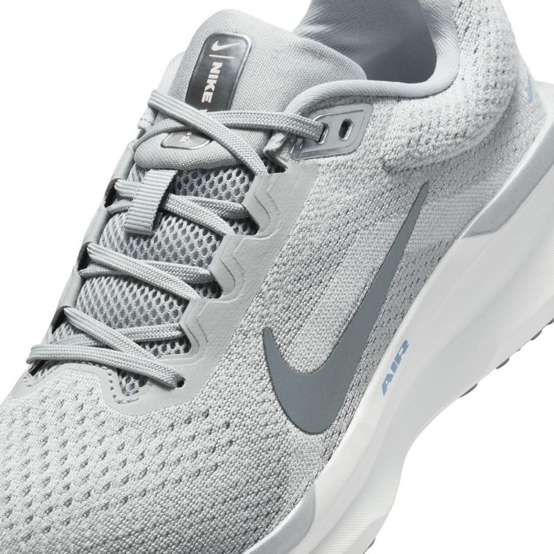 Tenis-nike-para-mujer-Wmns-Nike-Air-Winflo-11-para-correr-color-gris.-Detalle-1