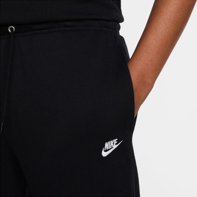 Pantalon-nike-para-hombre-M-Nk-Club-Ft-Jogger-para-moda-color-negro.-Reverso-Sobre-Modelo