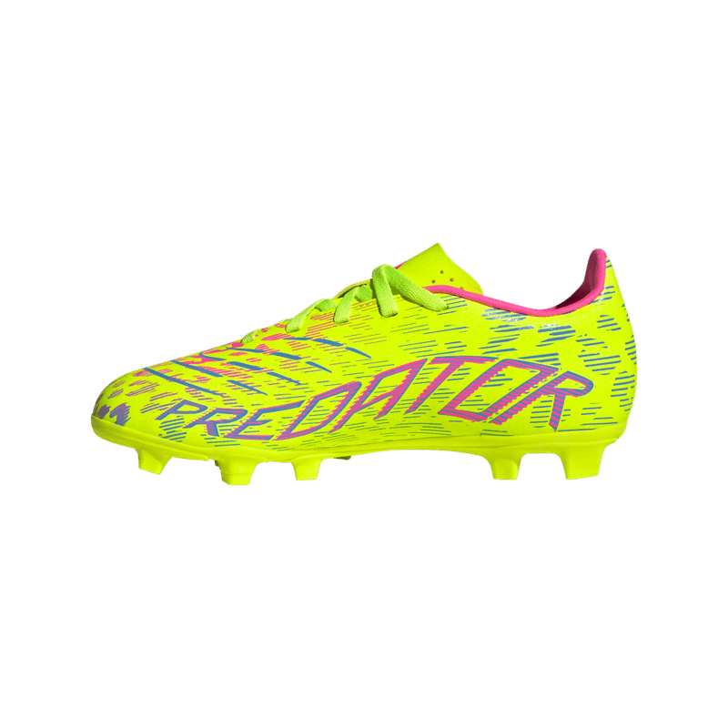 Guayos-adidas-para-niño-Predator-Club-Fg-Mg-para-futbol-color-verde.-Talon