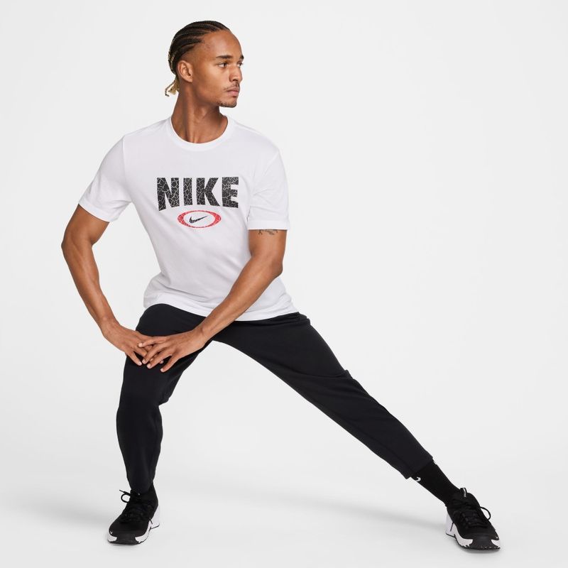 Camiseta-Manga-Corta-nike-para-hombre-M-Nk-Df-Tee-Hbr-Novelty-para-entrenamiento-color-blanco.-Reverso-Sobre-Modelo-1