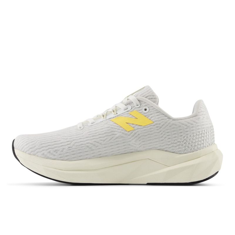 Tenis-new-balance-para-mujer-Propel-V5-para-correr-color-blanco.-Lateral-Izquiersa