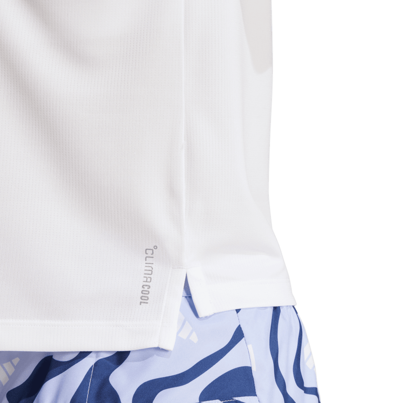 Camiseta-Manga-Corta-adidas-para-mujer-Run-It-Bl-Tee-W-para-correr-color-blanco.-Detalle-1