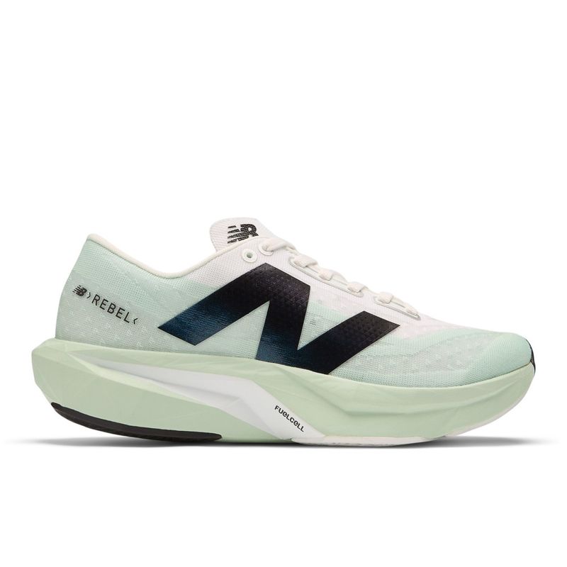 Tenis-new-balance-para-mujer-Rebel-V4-para-correr-color-verde.-Lateral-Derecha