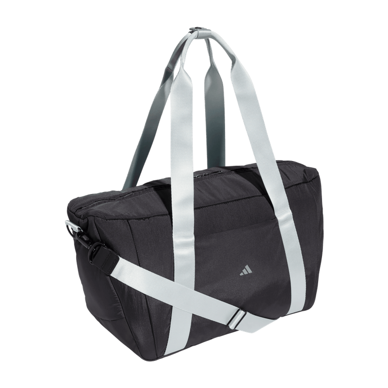 Maletin-adidas-para-mujer-Gym-Hiit-Duffel-para-entrenamiento-color-negro.-Reverso-Sin-Modelo