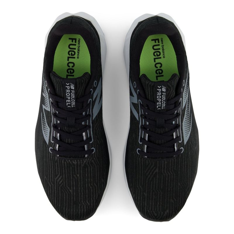 Tenis-new-balance-para-hombre-Propel-V5-para-correr-color-negro.-Capellada-Pares