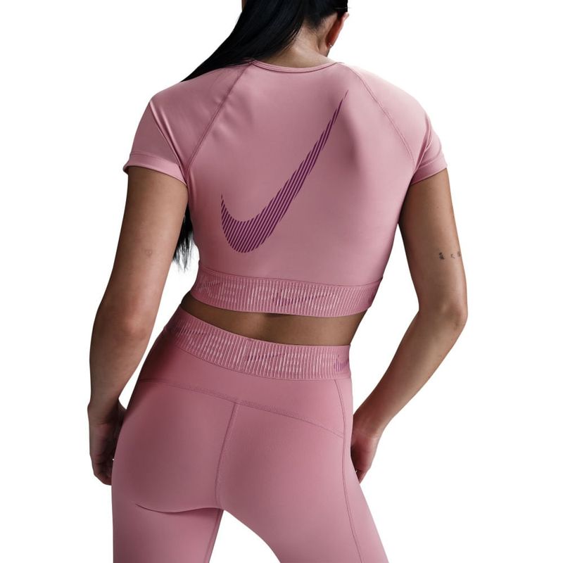 Camiseta-Manga-Corta-nike-para-mujer-W-Np-Df-Ss-Crop-Top-Tt-Gx-para-entrenamiento-color-rosado.-Detalle-2