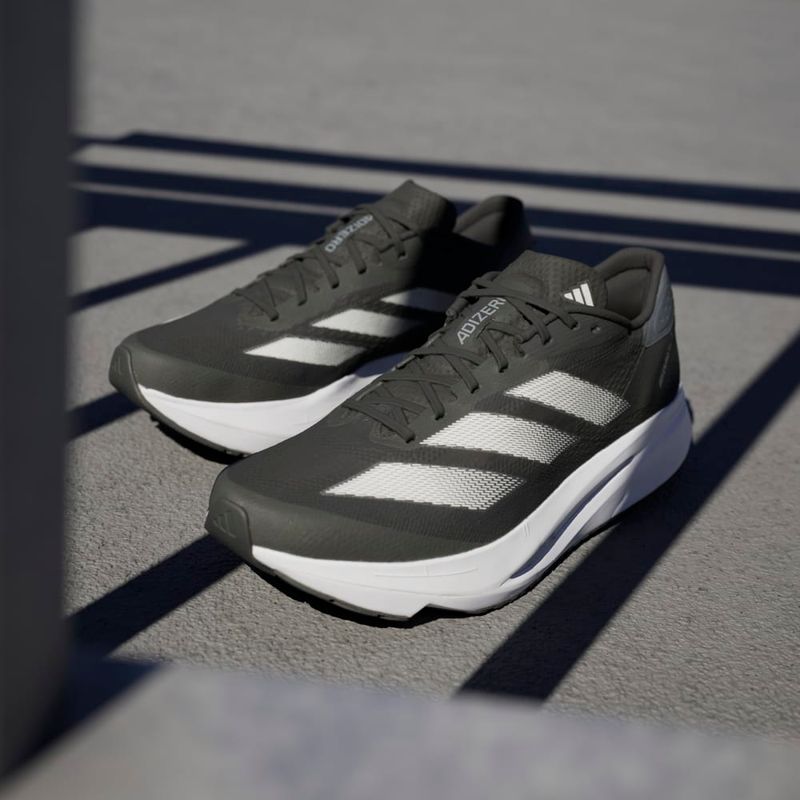 Tenis-adidas-para-hombre-Adizero-Sl2-M-para-entrenamiento-color-negro.-Mktg-Vista-5