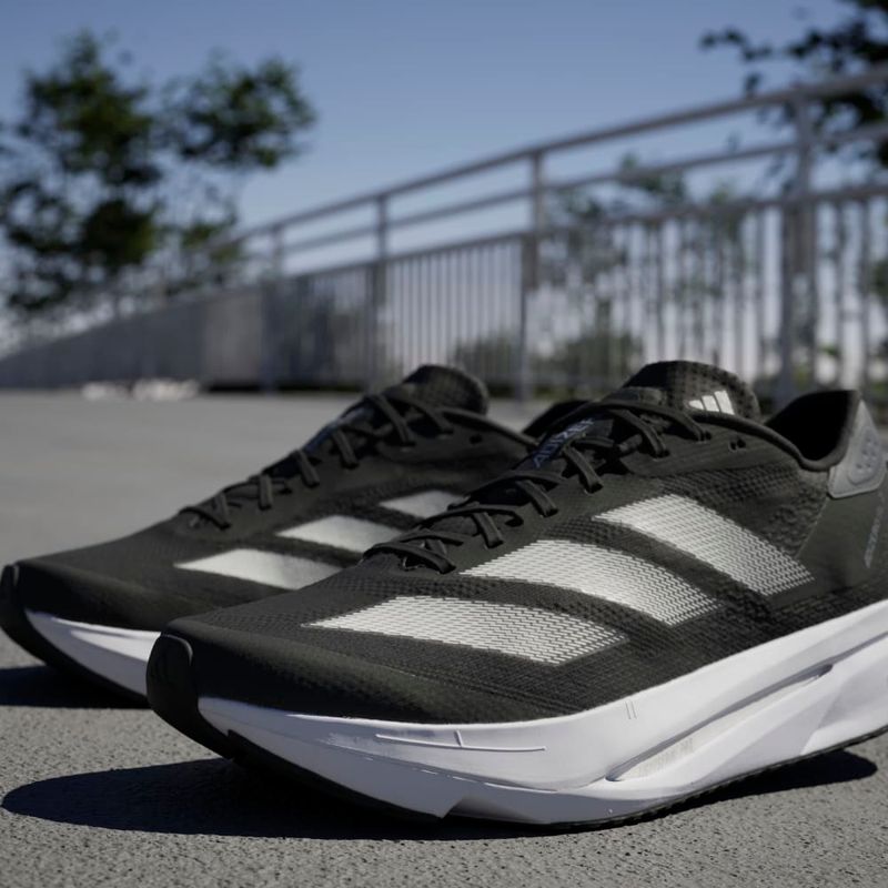 Tenis-adidas-para-hombre-Adizero-Sl2-M-para-entrenamiento-color-negro.-Mktg-Vista-42