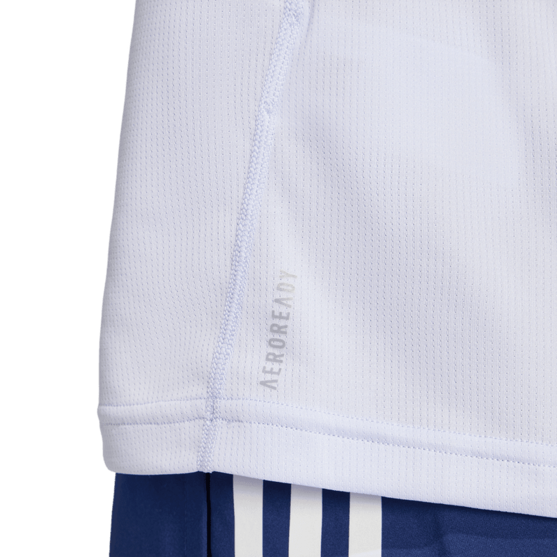 Camiseta-Manga-Corta-adidas-para-hombre-Run-It-Tee-para-correr-color-morado.-Detalle-Reflectivo-Modelo