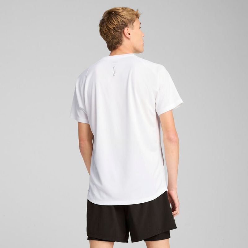 Camiseta-Manga-Corta-puma-para-hombre-M-Run-Velocity-Tee-para-correr-color-blanco.-Reverso-Con-Modelo