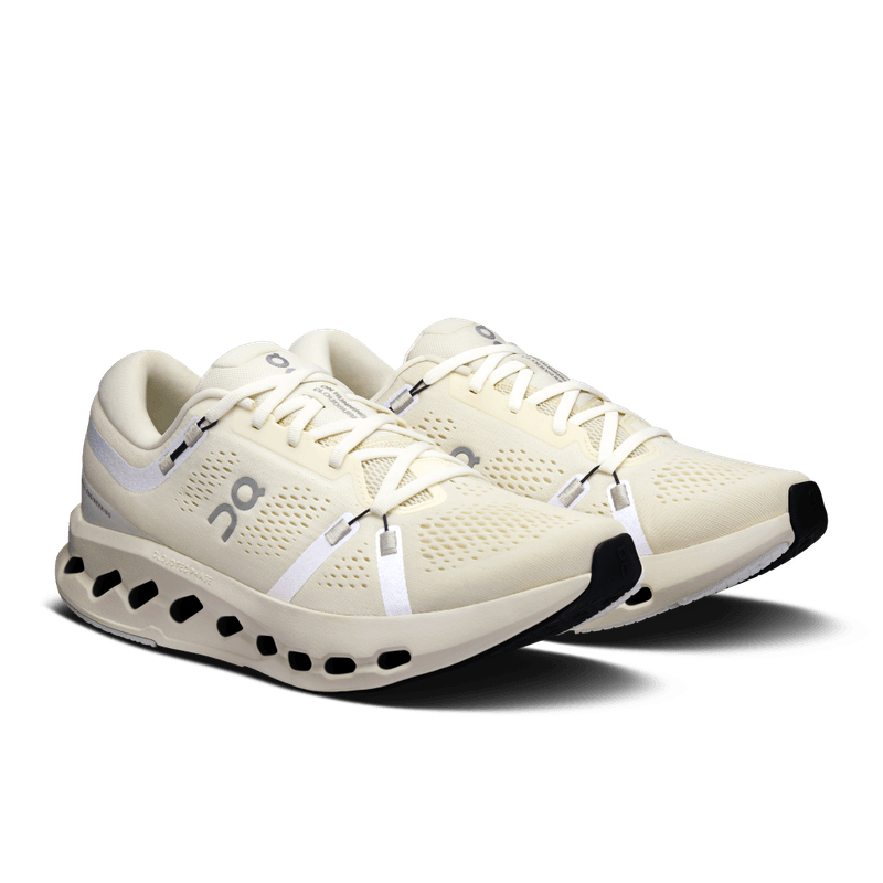 Tenis-on-para-hombre-Cloudsurfer-2-para-correr-color-gris.-Par-Alineados-