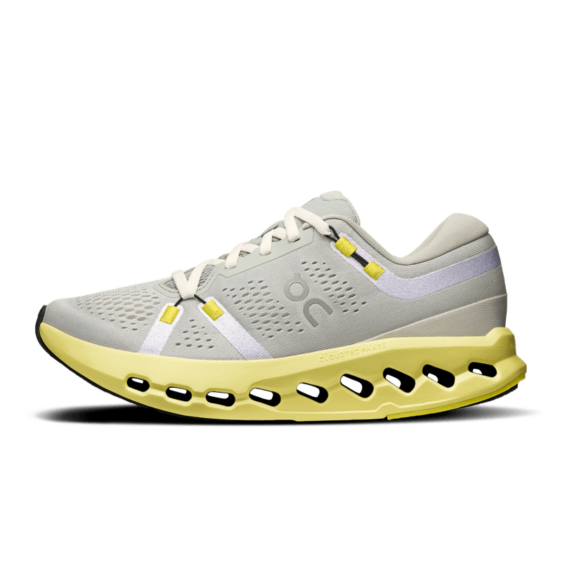 Tenis-on-para-mujer-Cloudsurfer-2-para-correr-color-blanco.-Capellada
