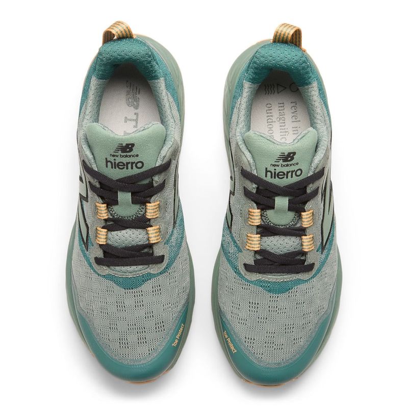 Tenis-new-balance-para-hombre-Hierro-V9-para-outdoor-color-verde.-Capellada-Pares
