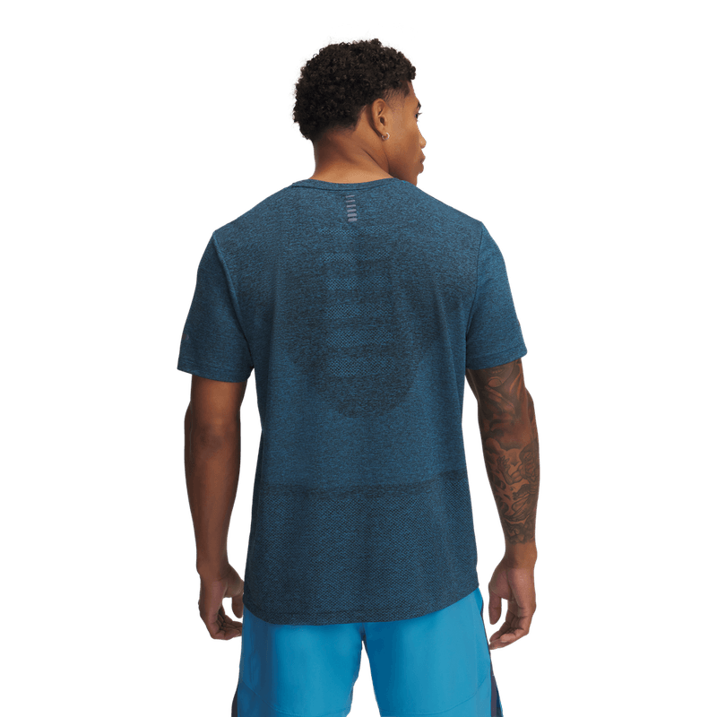 Camiseta-Manga-Corta-under-armour-para-hombre-Ua-Seamless-Stride-Ss-para-correr-color-azul.-Reverso-Sin-Modelo