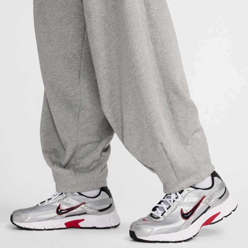 Pantalon-nike-para-hombre-M-Nk-Club-Ft-Oversized-Pant-para-moda-color-gris.-Detalle-4