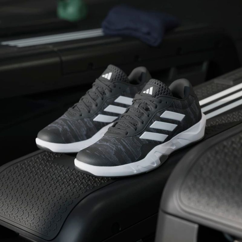 Tenis-adidas-para-hombre-Amplimove-Trainer-M-para-entrenamiento-color-gris.-Mktg-Vista-4