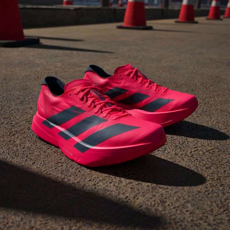 Tenis-adidas-para-mujer-Adizero-Adios-Pro-4-para-correr-color-rojo.-Mktg-Vista-7