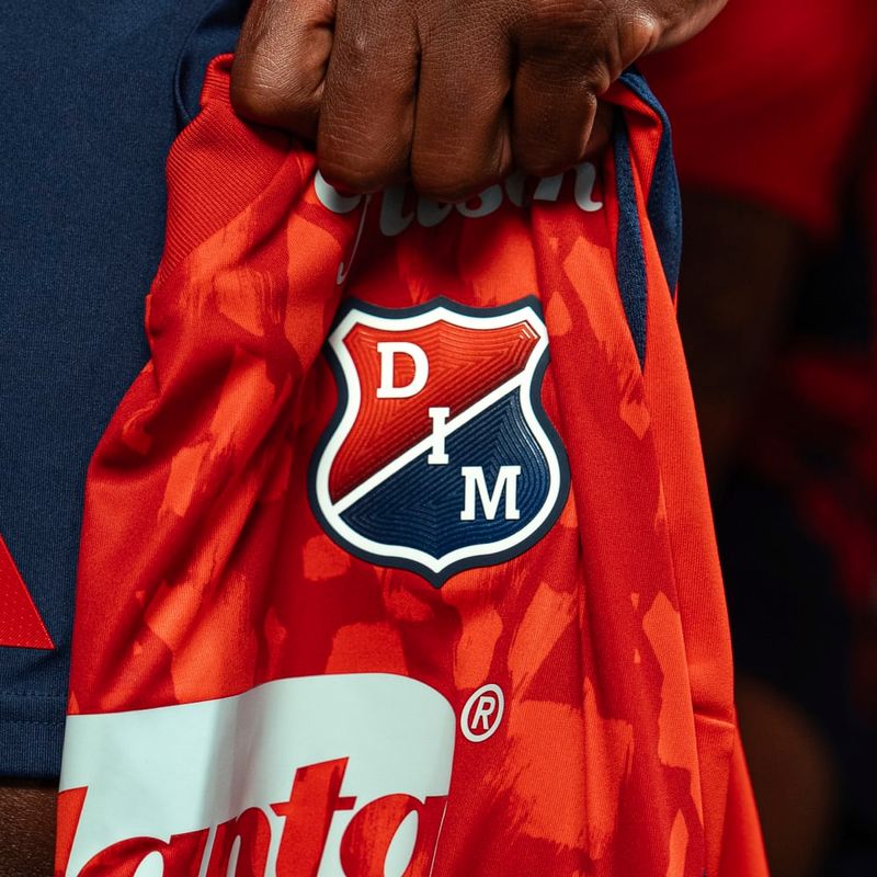 Camiseta-De-Equipo-adidas-para-hombre-Indep.-Medellin-H-Jsy-para-futbol-color-rojo.-Detalle-4