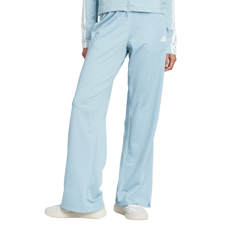 Pantalon-adidas-para-mujer-W-Tiro-Q2-Wl-Pt-para-moda-color-azul.-Frente-Sobre-Modelo