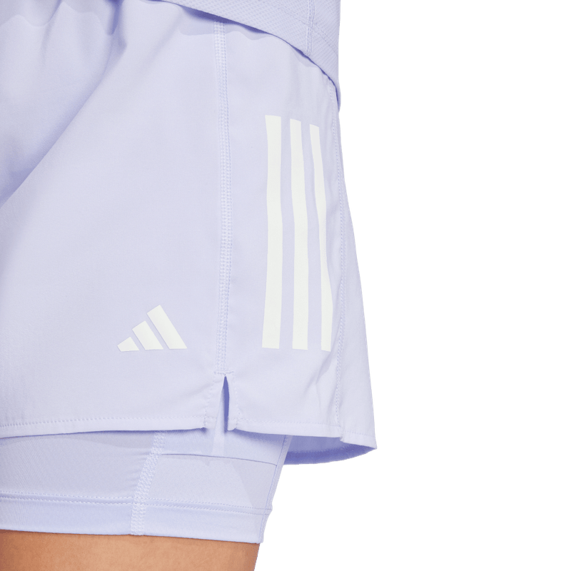 Pantaloneta-adidas-para-mujer-Otr-B-S-2In1-W-para-correr-color-naranja.-Detalle-Posterior