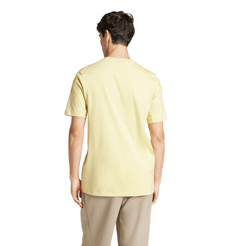 Camiseta-Manga-Corta-adidas-para-hombre-M-Z.N.E.-Tee-para-moda-color-amarillo.-Frente-Sin-Modelo