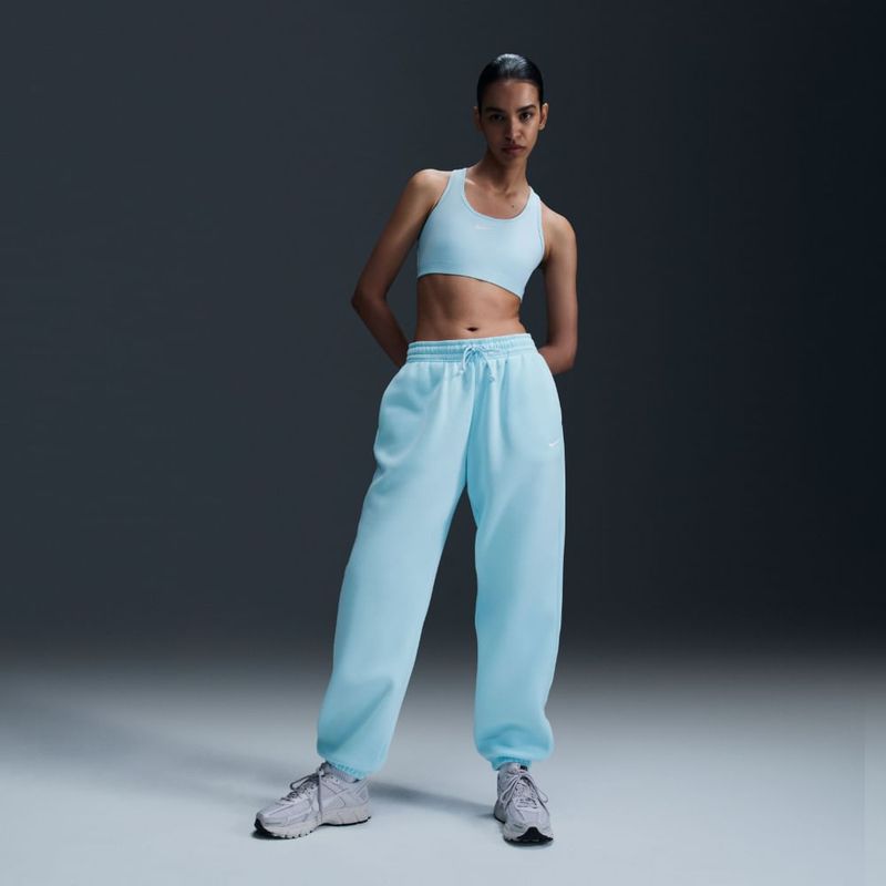 Pantalon-nike-para-mujer-W-Nsw-Phnx-Flc-Hr-Os-Pant-2-para-moda-color-azul.-Frente-Sobre-Modelo