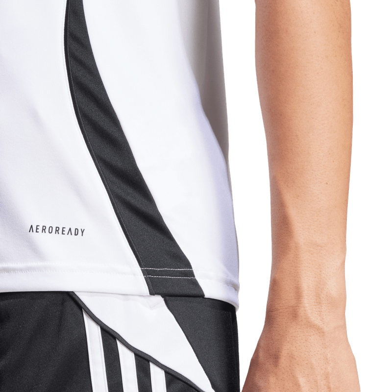 Camiseta-De-Equipo-adidas-para-mujer-Tiro24-Jsyw-para-futbol-color-blanco.-Detalle-4