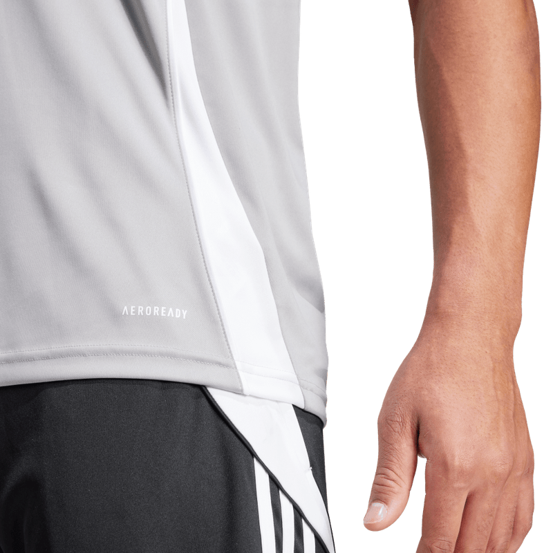Camiseta-De-Equipo-adidas-para-hombre-Tiro24-Jsy-para-futbol-color-gris.-Detalle-4